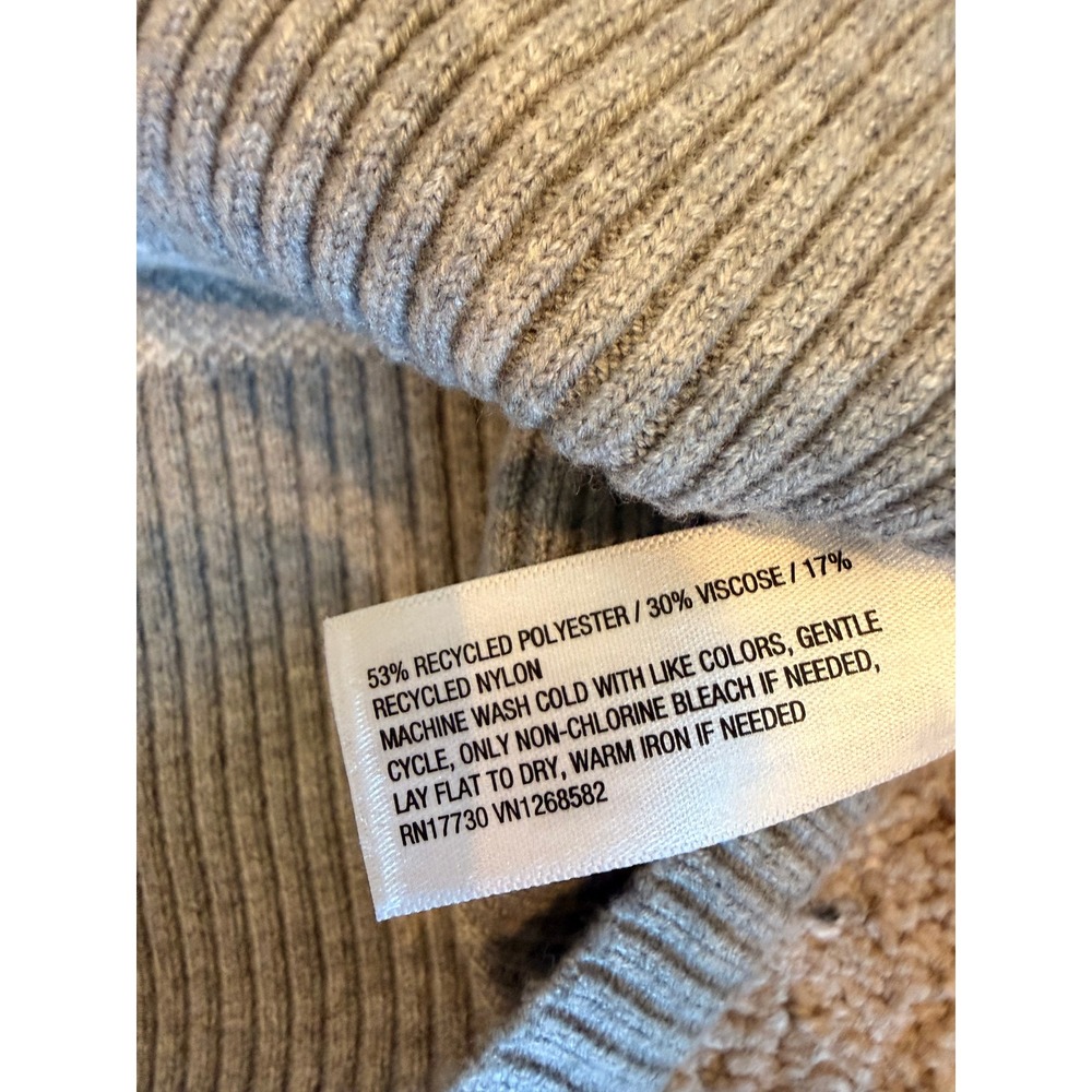 Grey‎ White Windowpane Button Front Cardigan Sweater XS Clean Girl Normcore Cozy - Picture 12 of 12